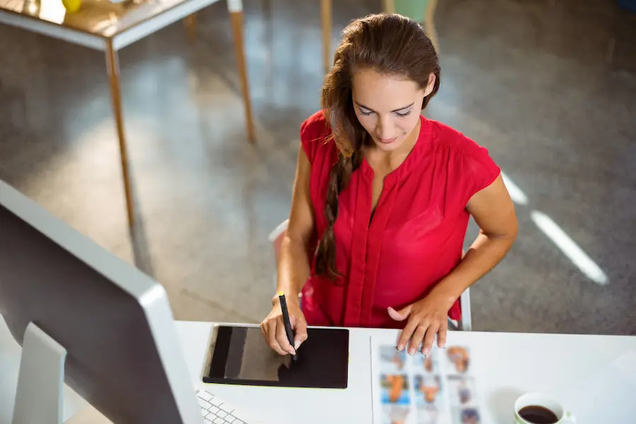 Plantillas de categoría en Divi 5 con Loop Builder, Theme Builder y Grid